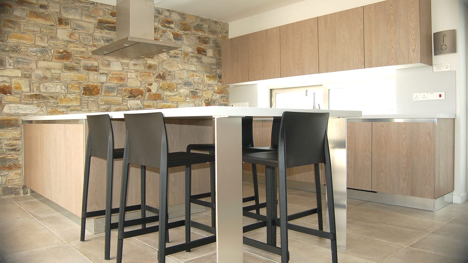 KITCHEN SOLUTION RESIDENCE IN AVGOROU